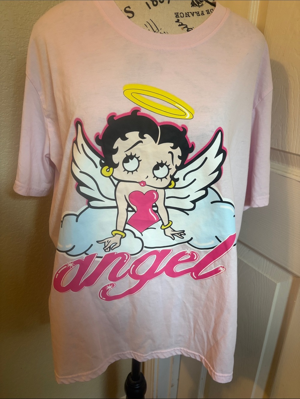 Fleischer Studios Betty Boop Pink 'Angel' Short Sleeve Graphic Tee
